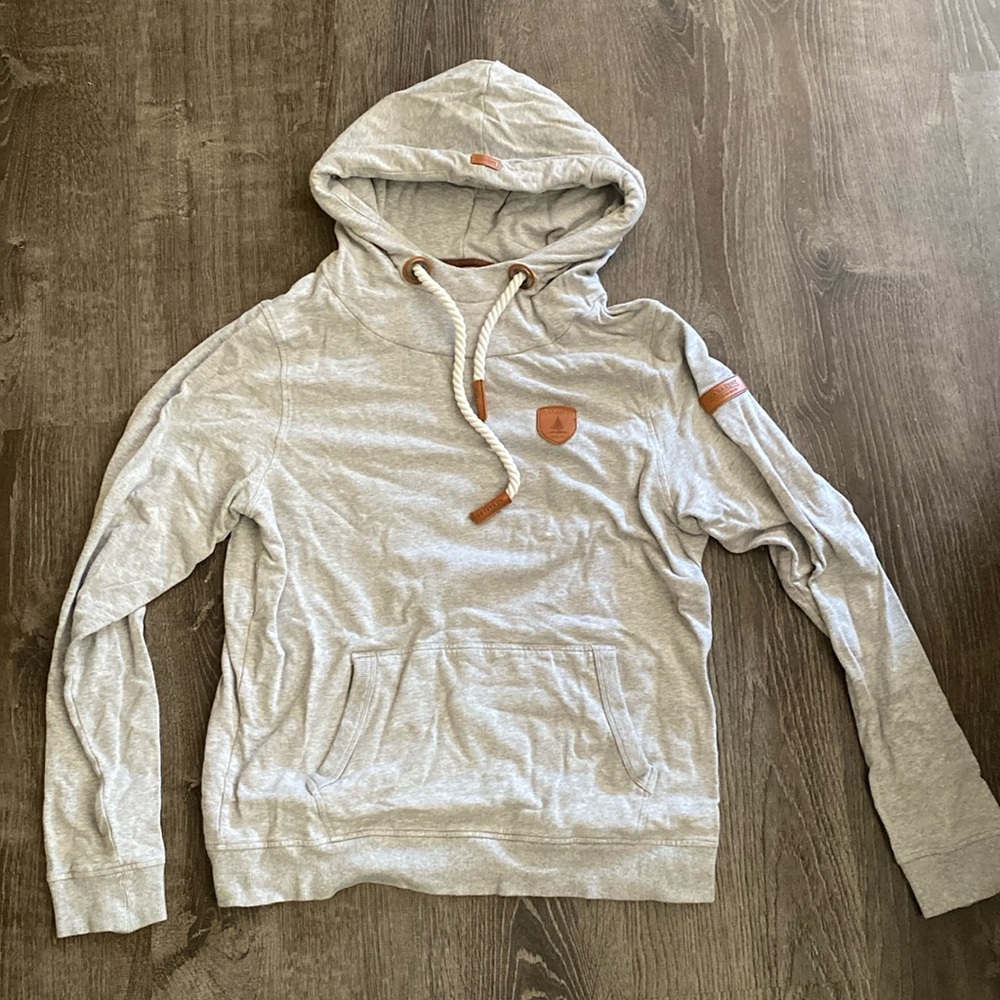 Wanakome Gray Hoodie - Men’s Medium